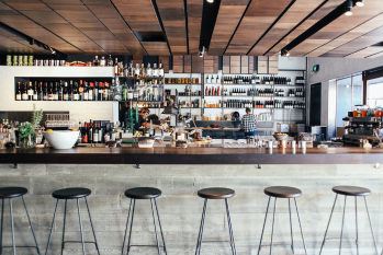 INTAQ - Licencia de Actividad de Bar