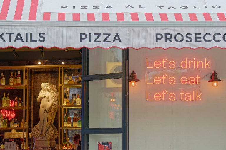 Pizzeria con licencia de actividad